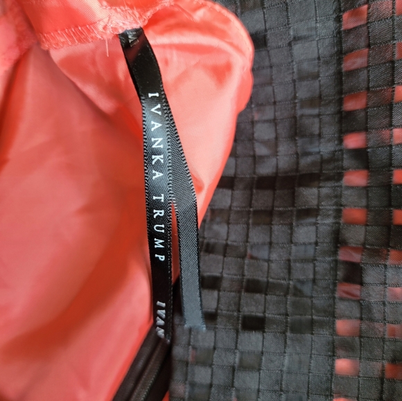 IVANKA TRUMP Cropped Tank Blouse, Size 8 - Picture 7 of 11